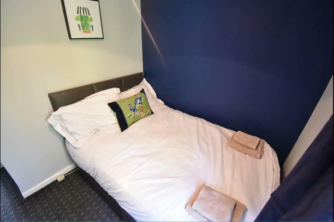 3-Bedroom Comfy Home In ソリフル エクステリア 写真